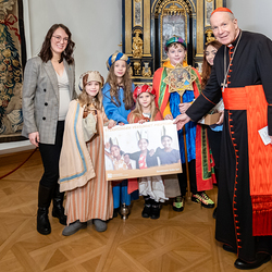 Sternsinger beim Kardinal / Erzdiözese Wien/ Schönlaub